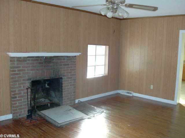 25022 Sparta Road Milford, VA 22514 - Photo 5 of 8 Den/Family/Great Room