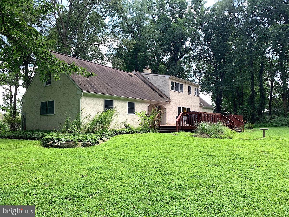 891 Fairview Road Glenmoore, PA 19343 - Photo 2 of 28 Back