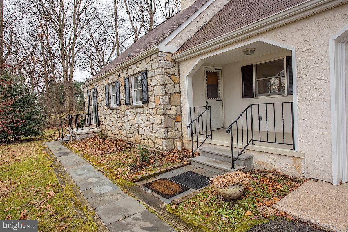 891 Fairview Road Glenmoore, PA 19343 - Photo 22 of 28 Front