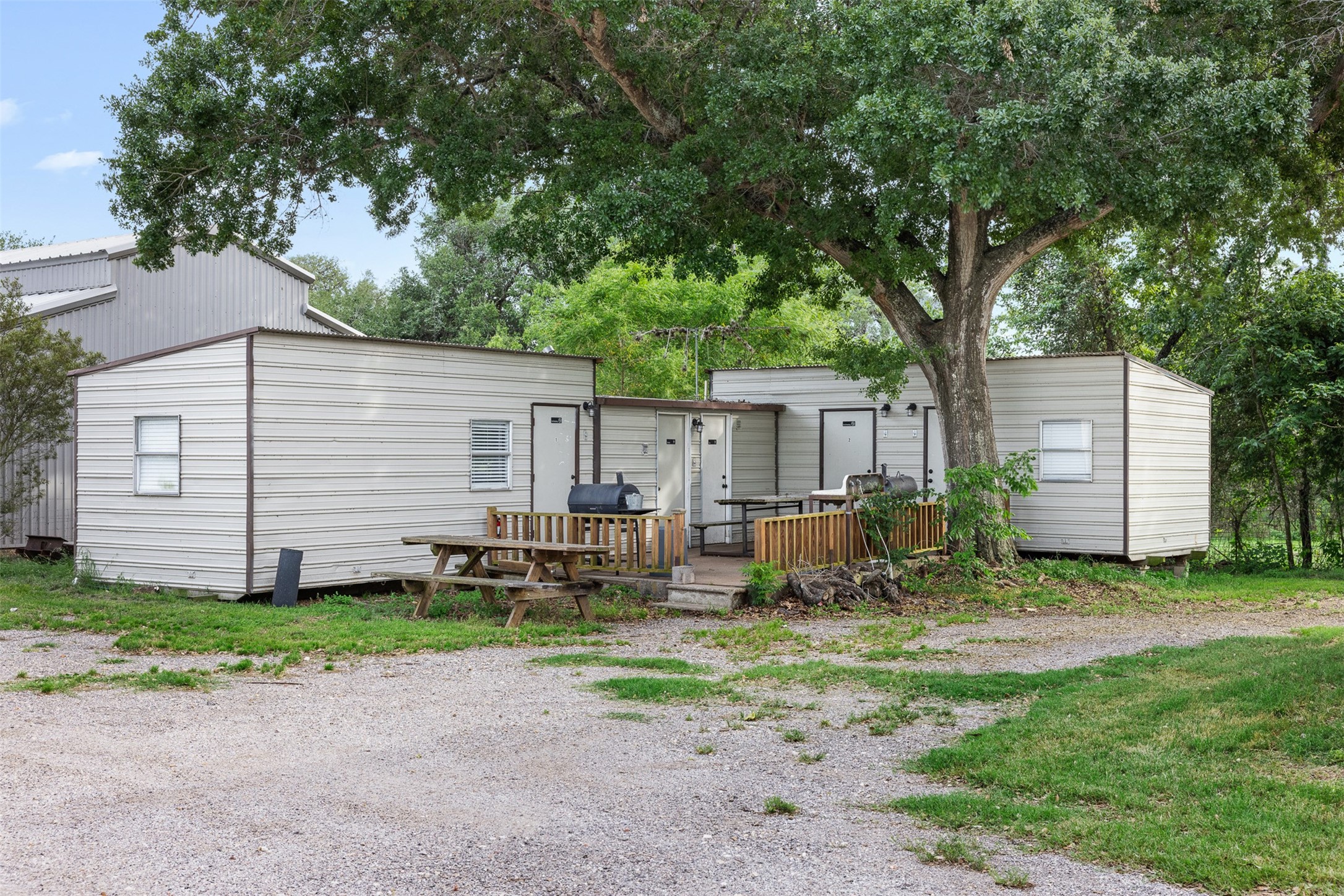 1013 Park Prairie Road Fayetteville, TX 78940 - Photo 21 of 26