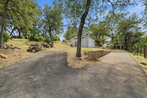 $938,000 | 12400 Dry Creek Road, Auburn, CA 95602