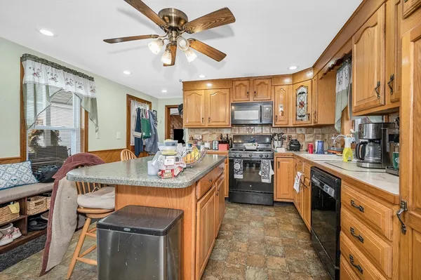 $699,000 | 81 4th Avenue, Lowell, MA 01854