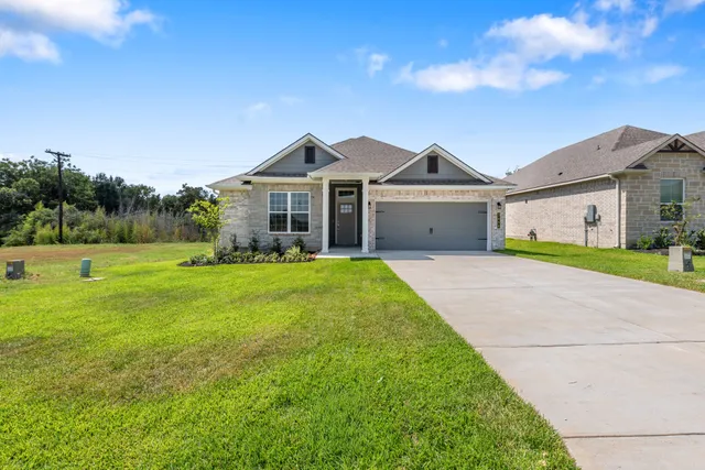 $320,900 | 2058 Winepress Road, Brenham, TX 77833