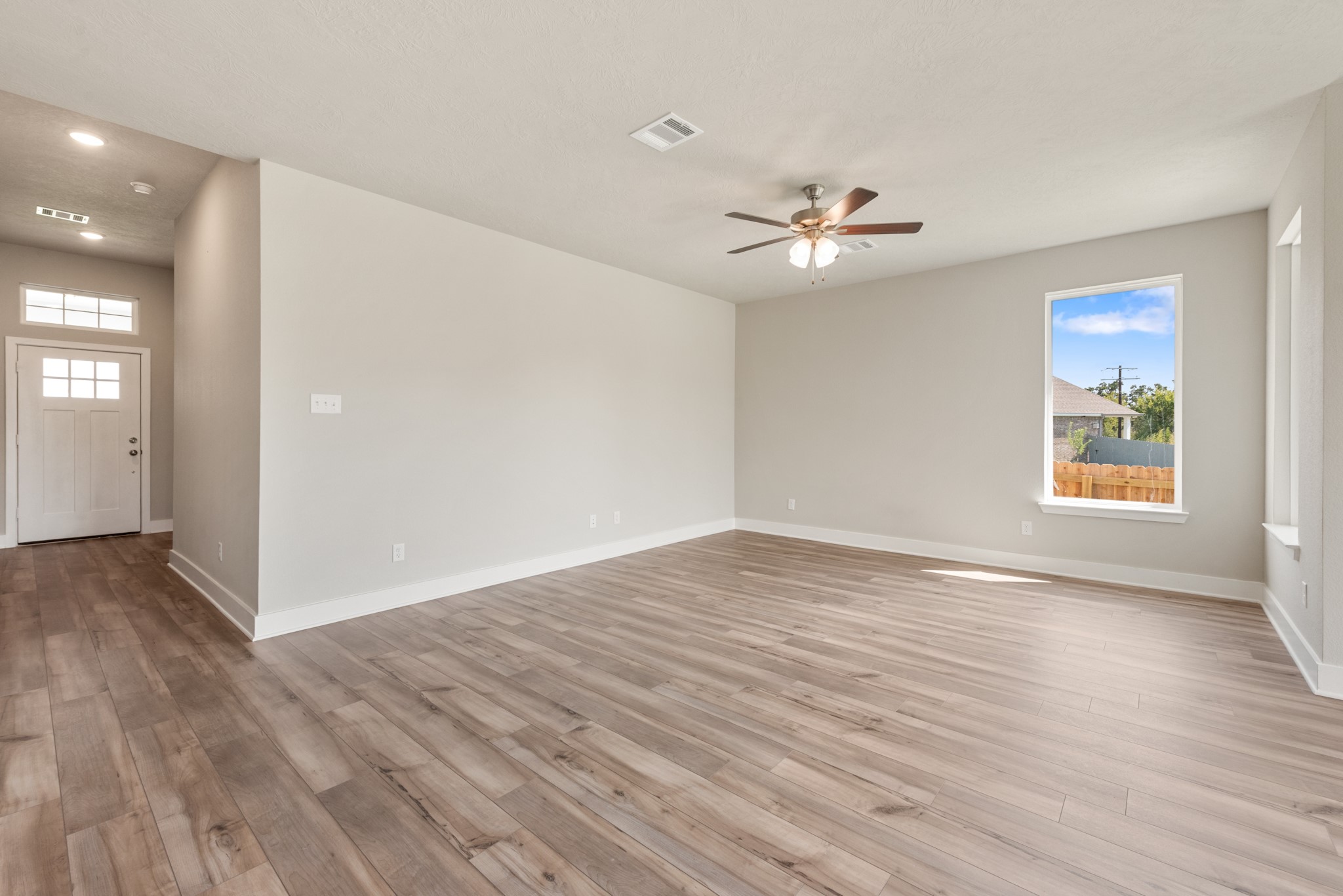 2058 Winepress Road Brenham, TX 77833 - Photo 13 of 36