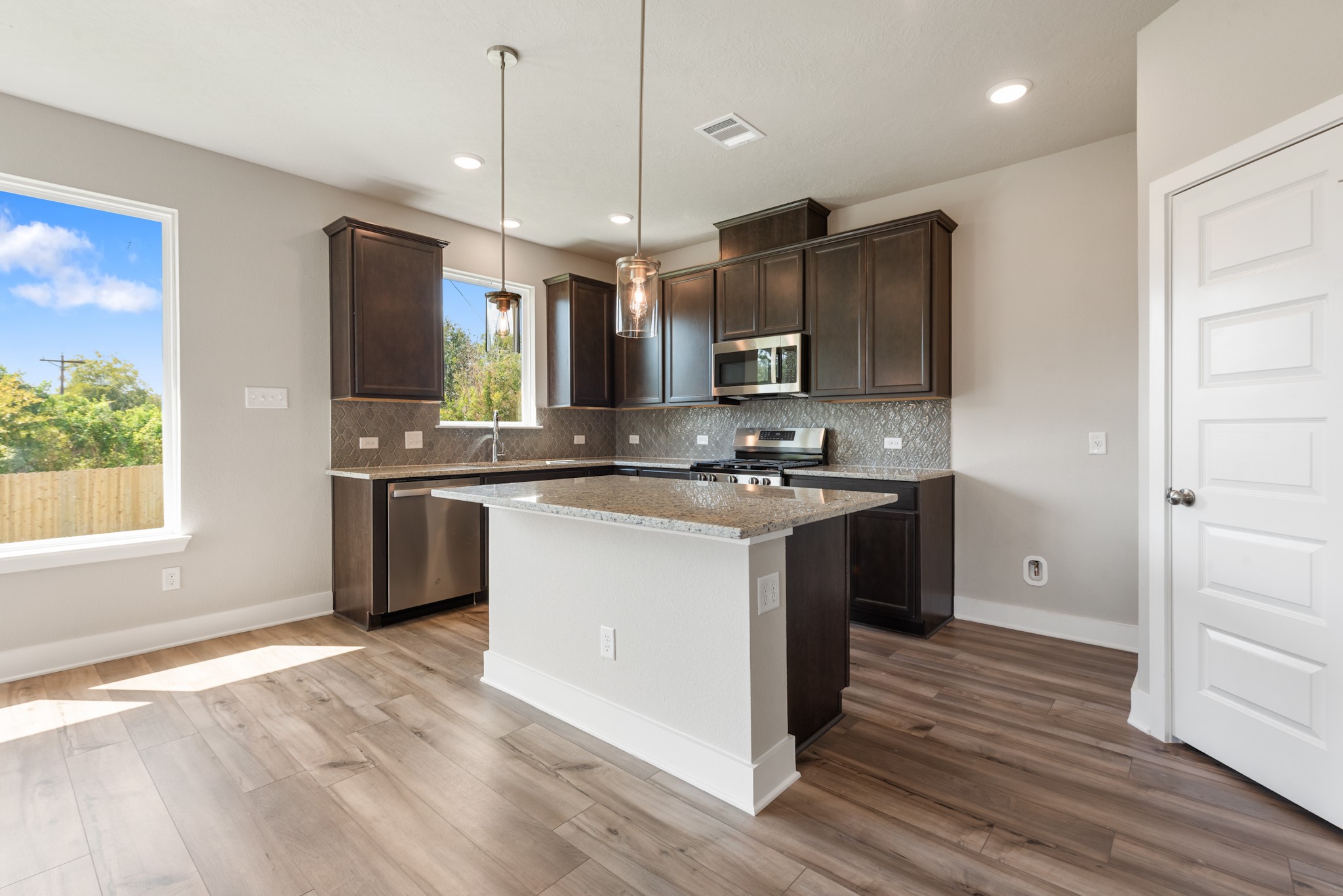 2058 Winepress Road Brenham, TX 77833 - Photo 15 of 36