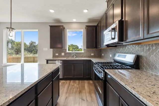 $320,900 | 2058 Winepress Road, Brenham, TX 77833