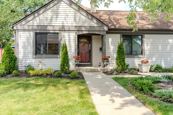 $419,000 | 1260 Franklin Lane, Buffalo Grove, IL 60089