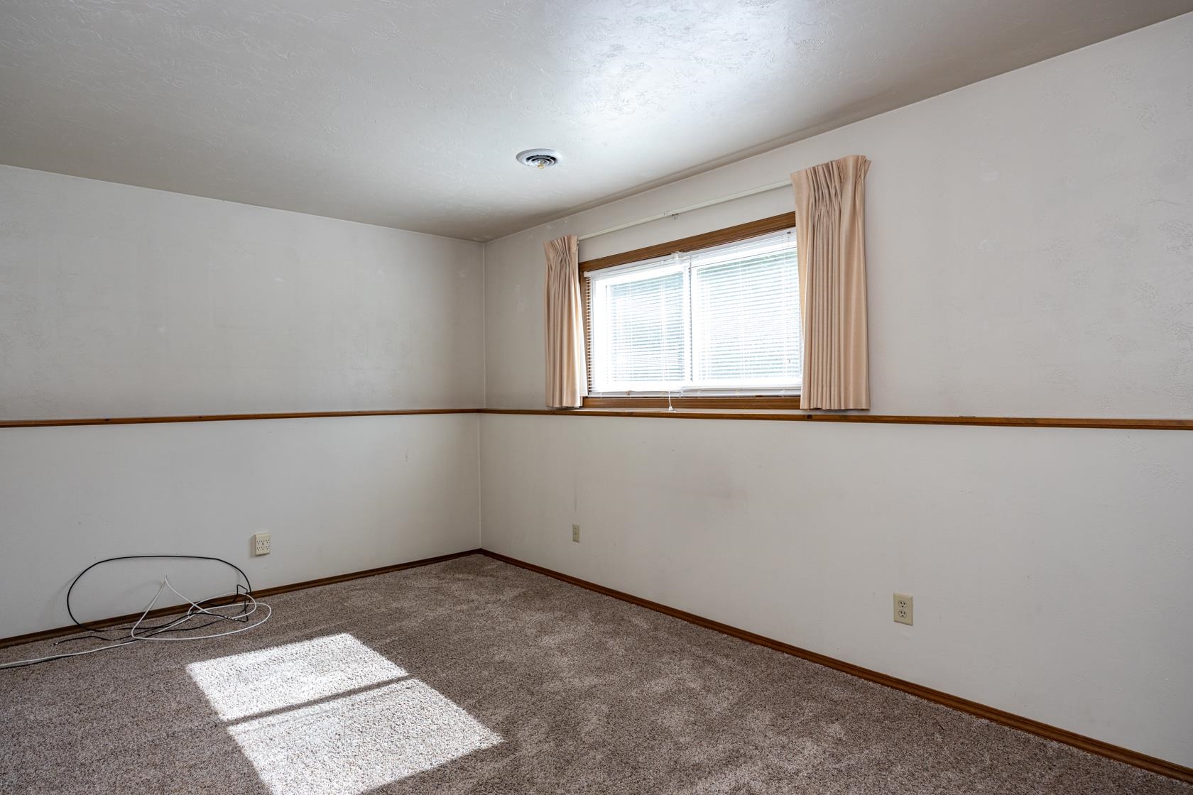 3400 North Shawnee Lane Appleton, WI 54914 - Photo 15 of 28