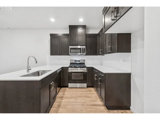 $399,780 | 3683 Southwest 209th Avenue, Hillsboro, OR 97123