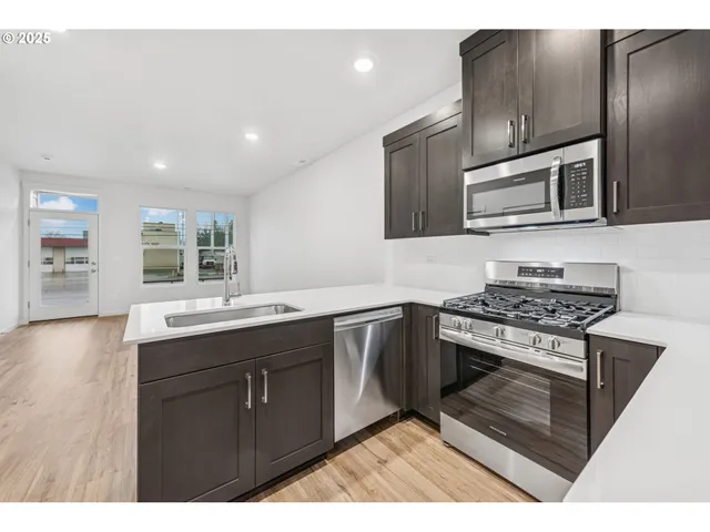 $399,780 | 3683 Southwest 209th Avenue, Hillsboro, OR 97123