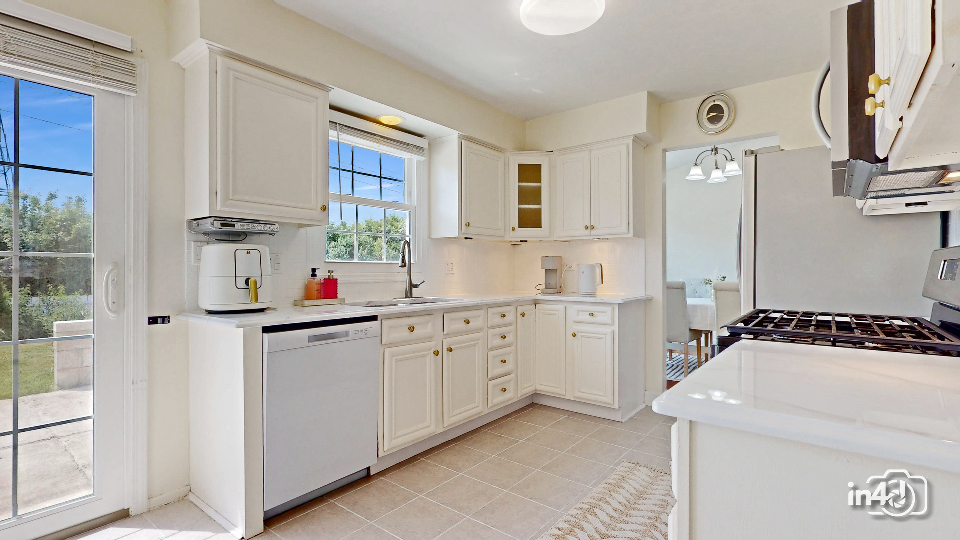 2090 Valley Road Lombard, IL 60148 - Photo 11 of 42