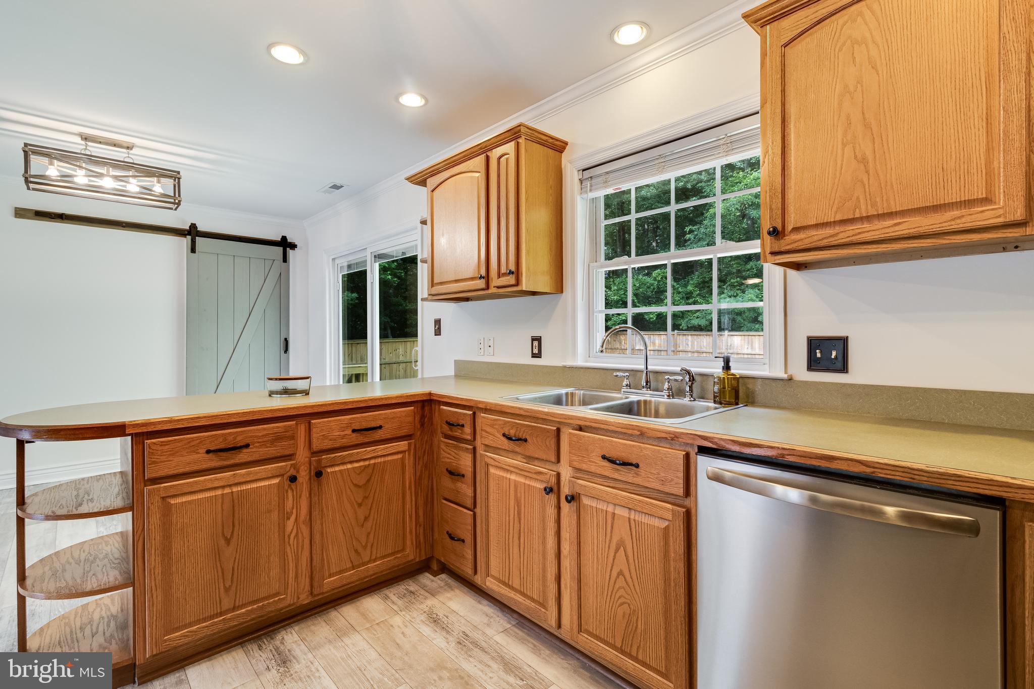 14479 Round Hill Road King George, VA 22485 - Photo 15 of 69 Kitchen