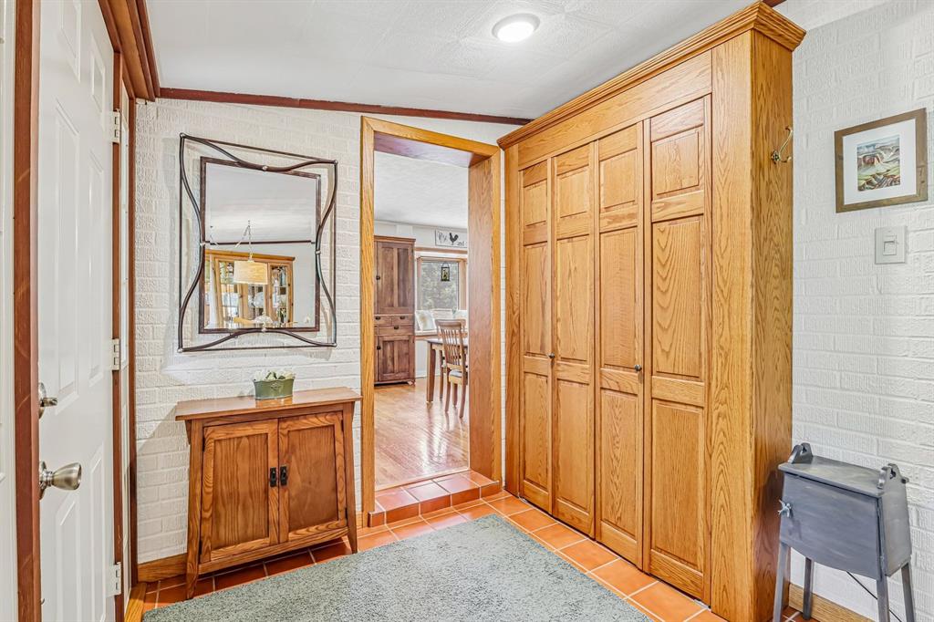 529 Utopia Road Apollo, PA 15613 - Photo 6 of 50 an entryway with wooden floor and cabinet