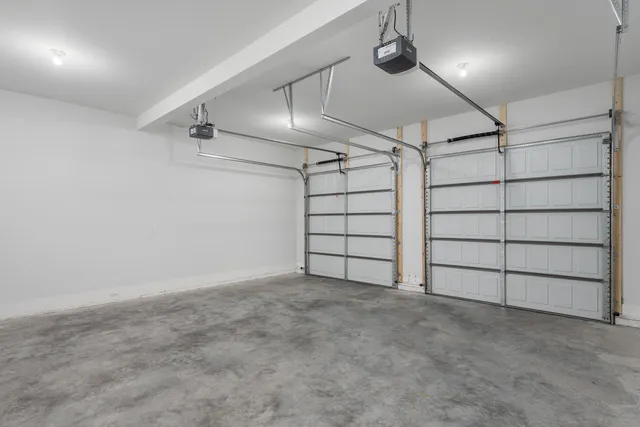 $587,500 | 8906 Silver Maple Drive, Ooltewah, TN 37363