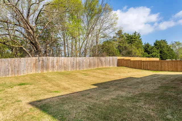 $587,500 | 8906 Silver Maple Drive, Ooltewah, TN 37363