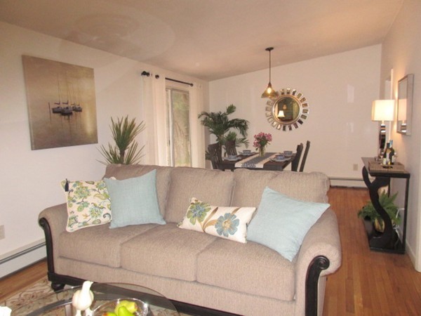 87 Stony Hill Road Amherst, MA 01002 - Photo 5 of 30 Gallery Image 5