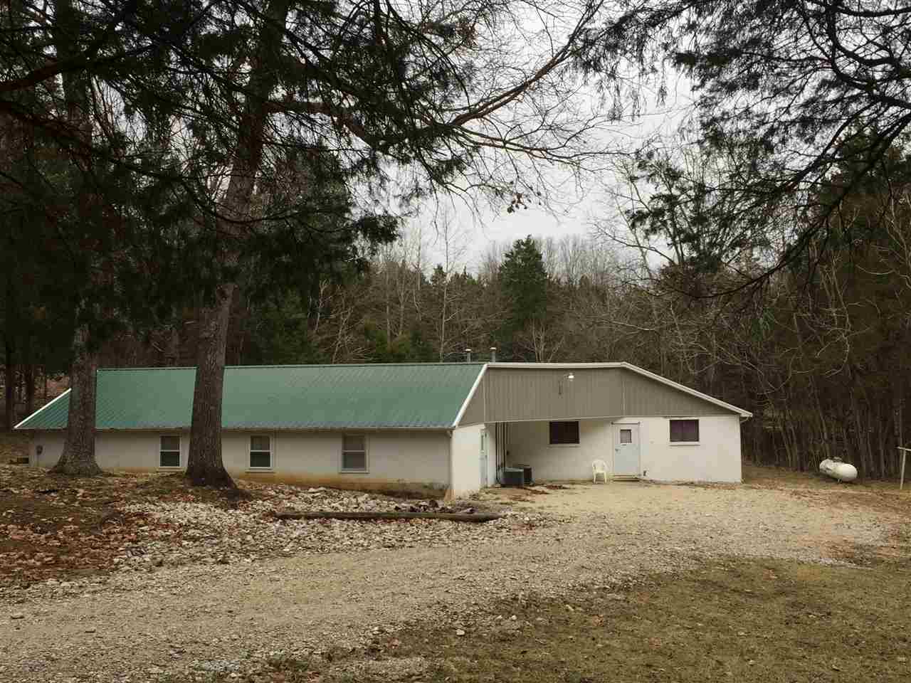 3005 Stonington Road Mitchell, IN 47446 - Photo 19 of 29 Gallery Image 19