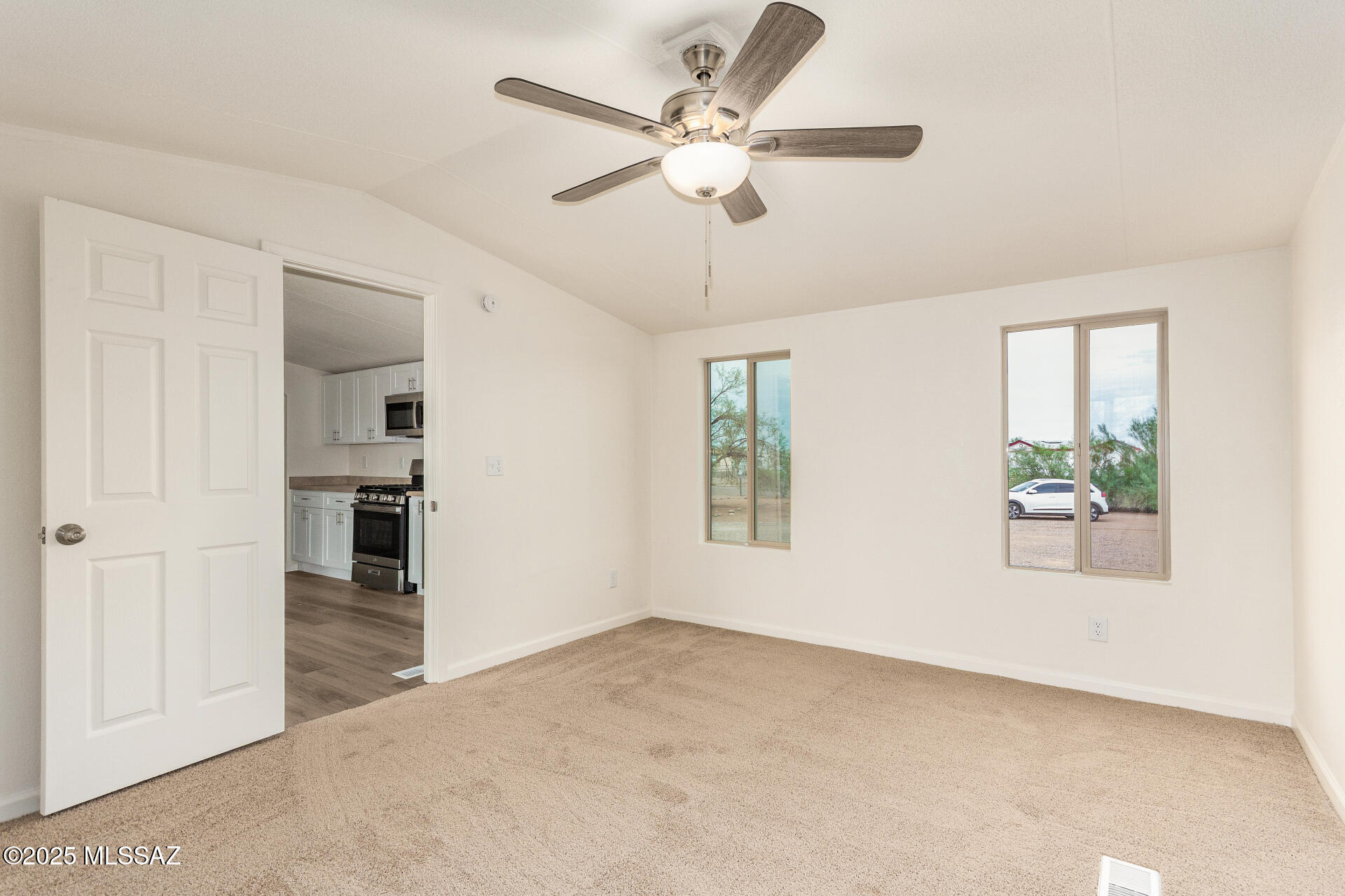 17455 West Oatman Road Marana, AZ 85653 - Photo 15 of 28