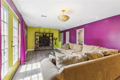 $589,000 | 1141 Frenchmen Street, New Orleans, LA 70116