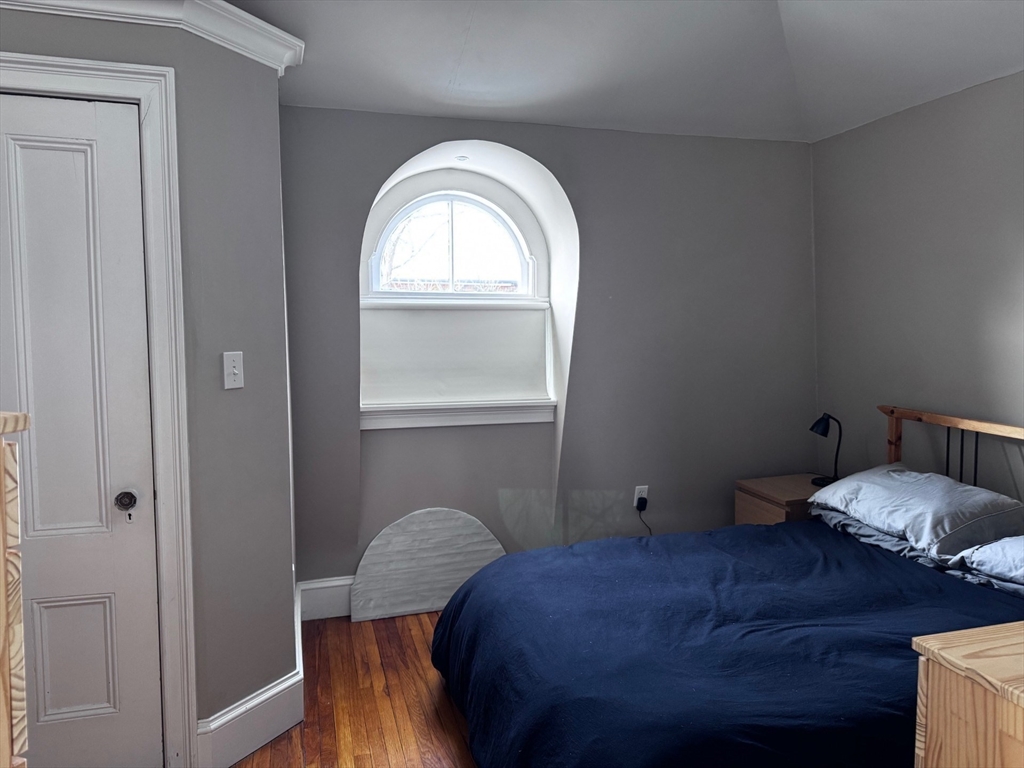 19 Chester Street, Unit 3 Somerville, MA 02144 - Photo 8 of 13