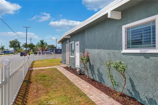 $795,000 | 1401 West 165th Street, Compton, CA 90220