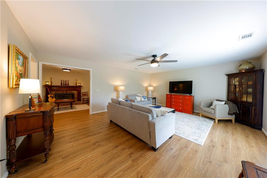 9135 Clearwater Road Gainesville, GA 30506 - Photo 13 of 41