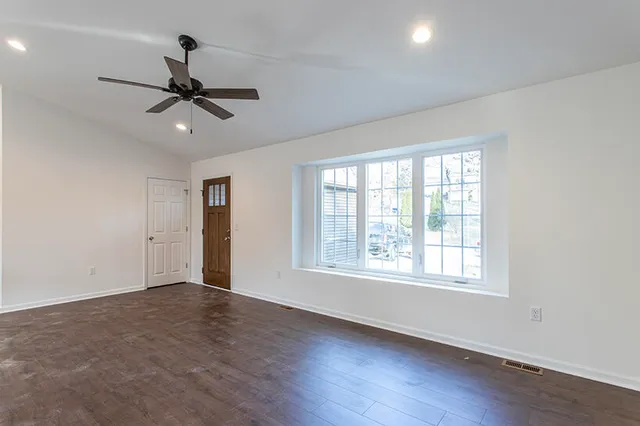 $449,280 | 30701 Jeffrey Drive, Burlington, WI 53105