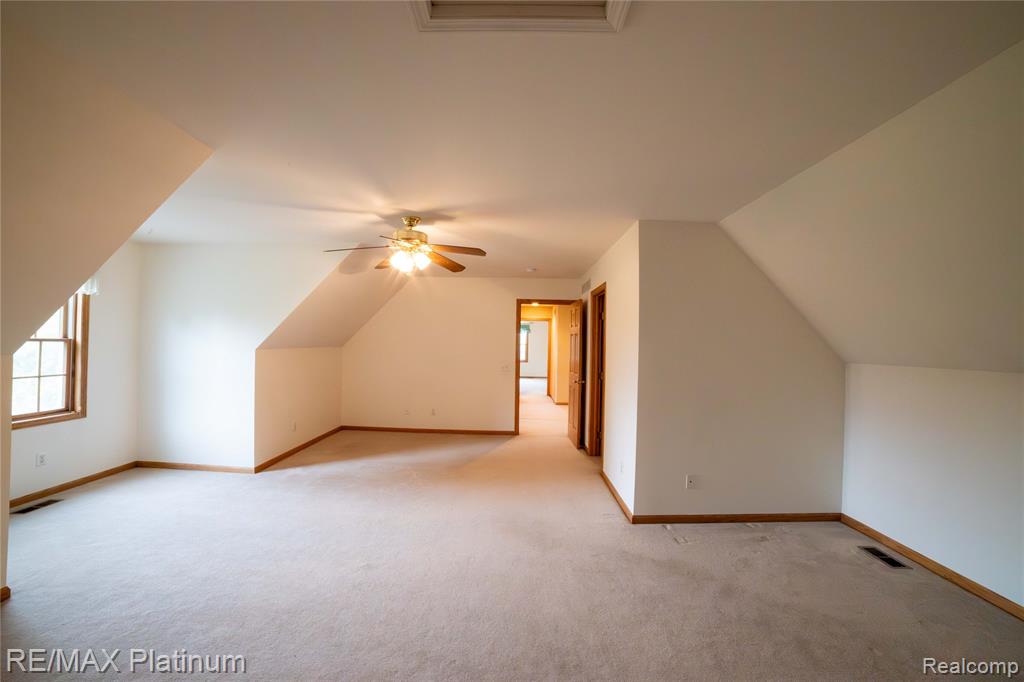 12987 Holtforth Road Fenton, MI 48430 - Photo 19 of 46