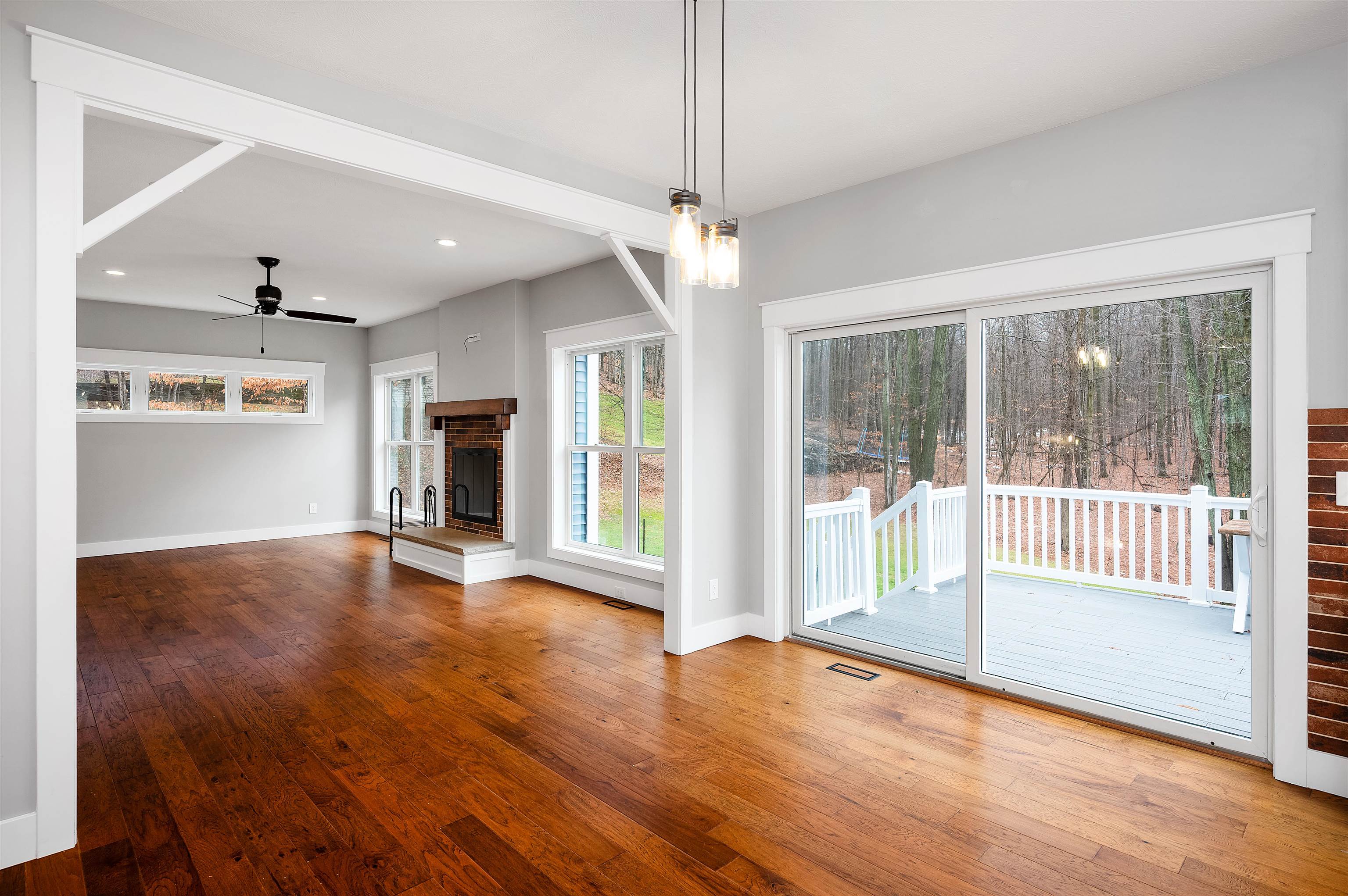 552 Napolean Way Traverse City, MI 49696 - Photo 9 of 75 1929844-63f5353c-49f3-4c30-a0c8-8591fa867a3a.JPG