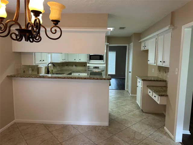 $359,500 | 17406 Spicewood Springs Lane, Spring, TX 77379