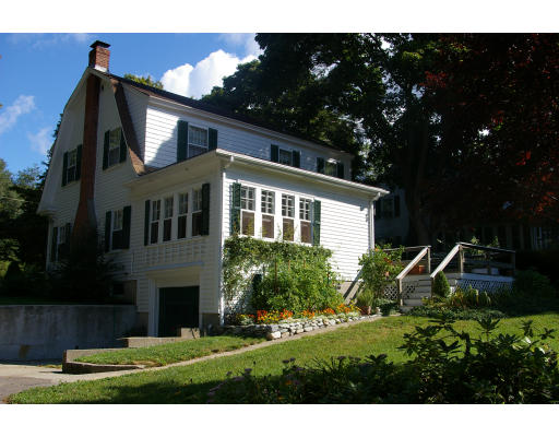 28 Garrison Road Hingham, MA 02043 - Photo 8 of 8 Gallery Image 8
