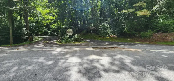 $32,500 | 1.1-acres Orchard Hill, Saluda, NC 28773