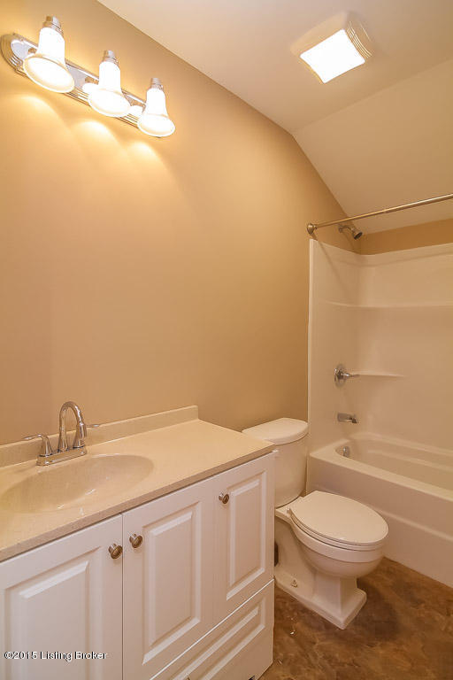 4636 Beaver Road Louisville, KY 40207 - Photo 32 of 73 0035