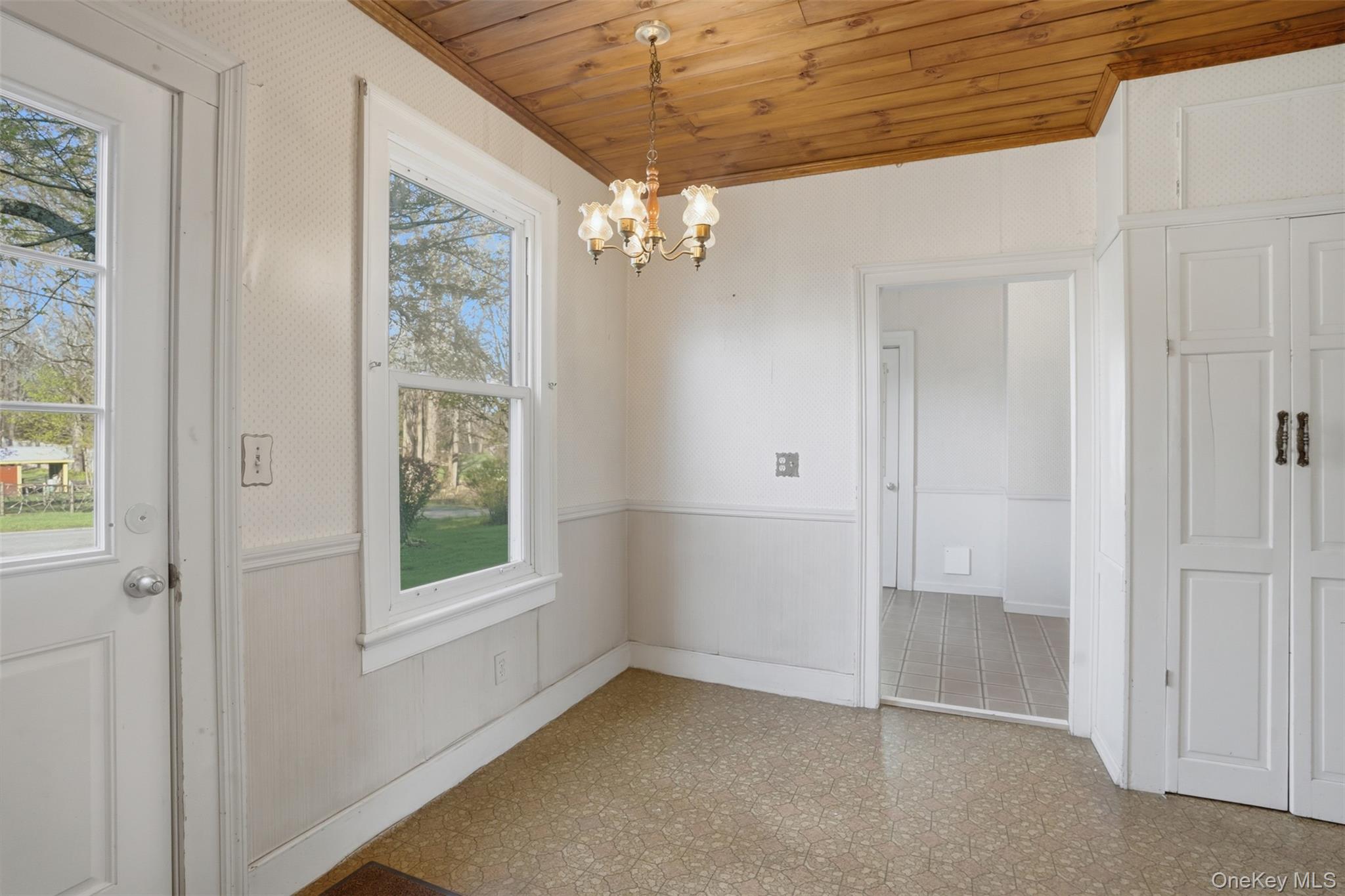 3408 United States Rte 209 Stone Ridge, NY 12484 - Photo 24 of 34