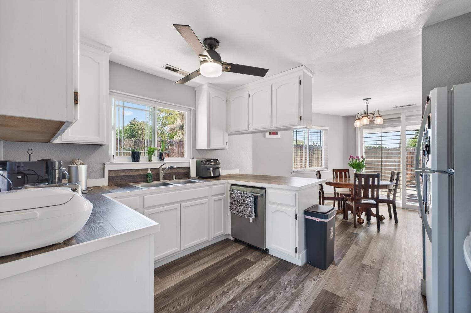 552 West 4th Street Tracy, CA 95376 - Photo 12 of 39