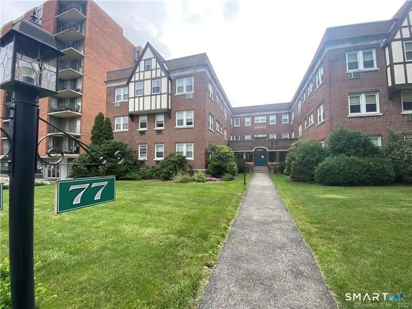 $2,150 | 77 Glenbrook Road, Unit 202, Stamford, CT 06902