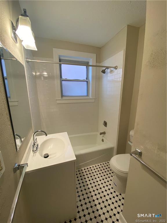 77 Glenbrook Road, Unit 202 Stamford, CT 06902 - Photo 14 of 15