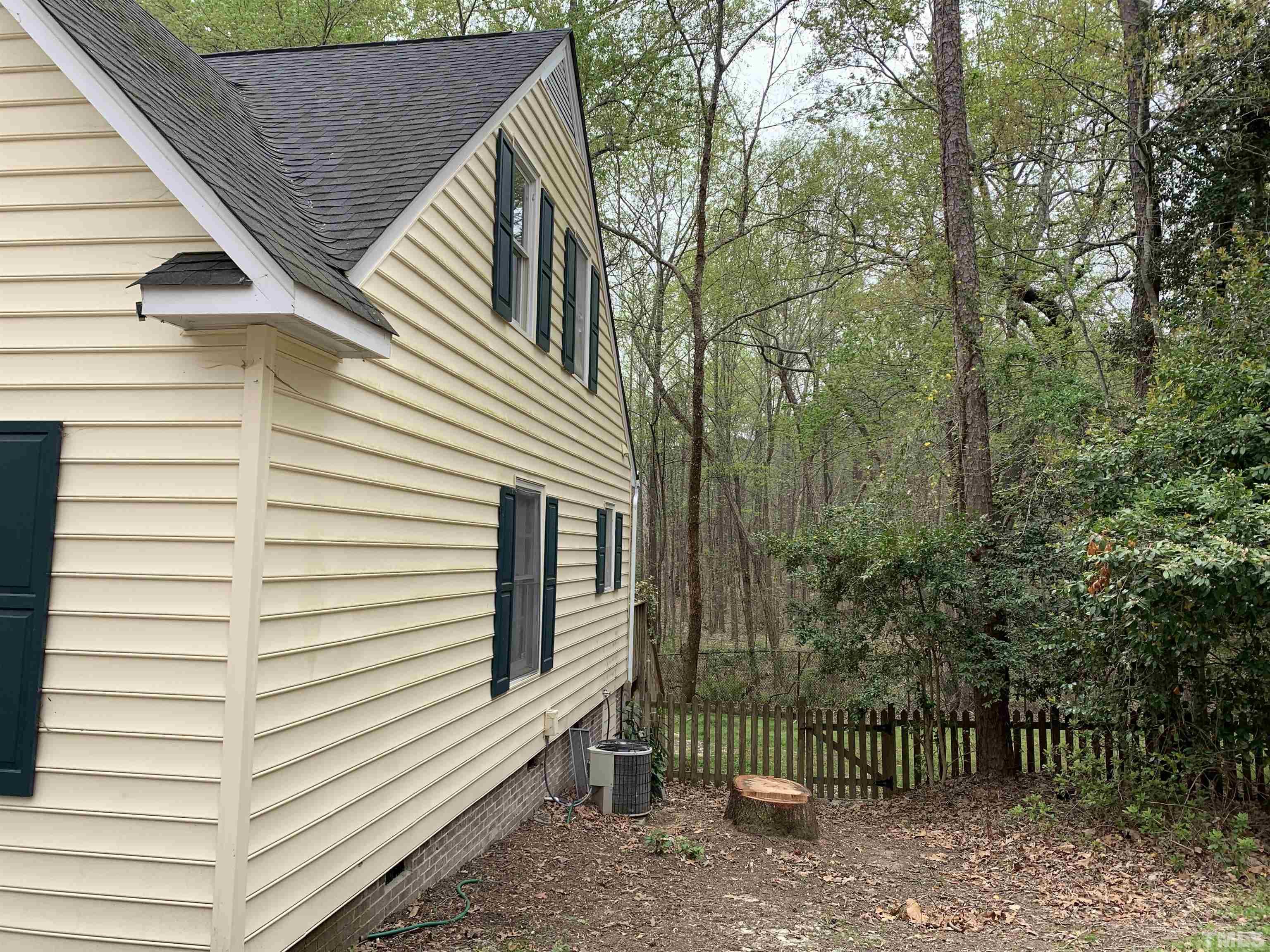 4957 Liverpool Lane Raleigh, NC 27604 - Photo 3 of 46 Gallery Image 3