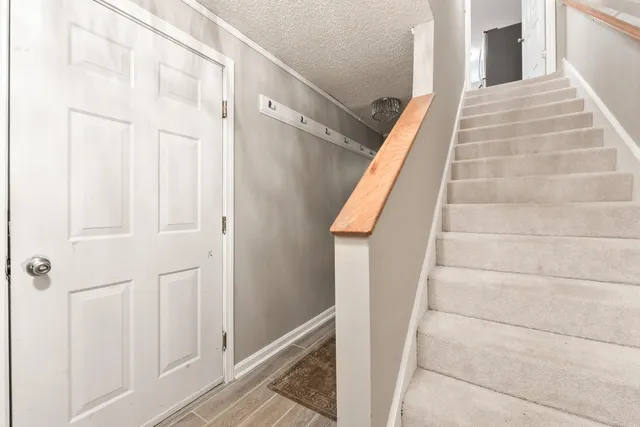 $335,000 | 9 Ledges Court, Unit 9, Lewiston, ME 04240