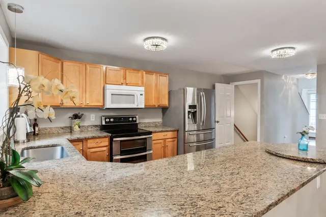 $335,000 | 9 Ledges Court, Unit 9, Lewiston, ME 04240