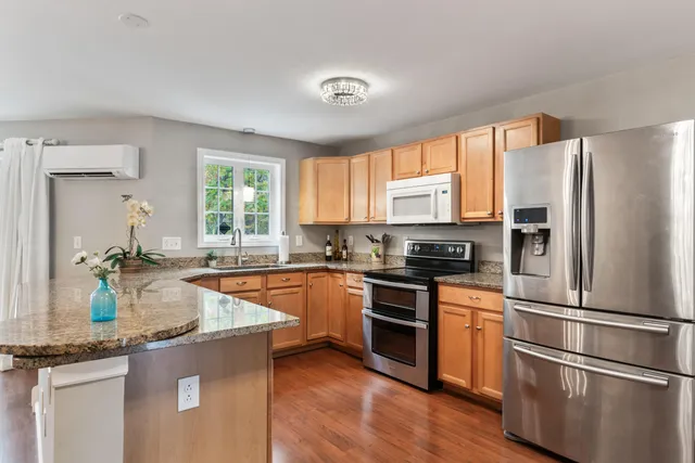 $335,000 | 9 Ledges Court, Unit 9, Lewiston, ME 04240