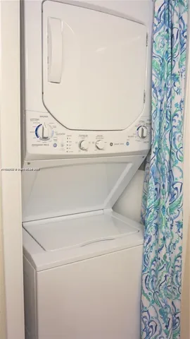 a close up view of washer and dryer