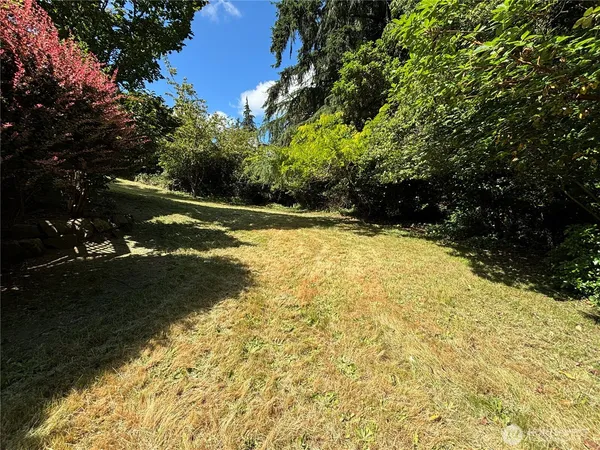 $2,700 | 5848 Northeast Olive Avenue, Bremerton, WA 98311