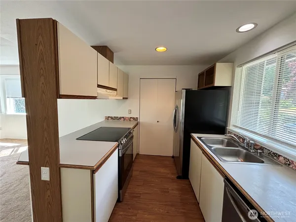 $2,700 | 5848 Northeast Olive Avenue, Bremerton, WA 98311