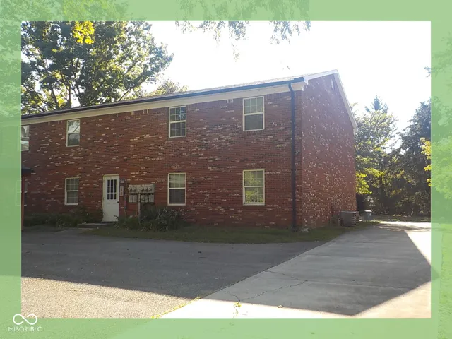 $950 | 209 Lark Drive, Carmel, IN 46032