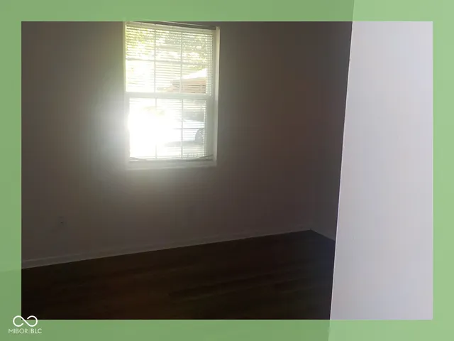 $950 | 209 Lark Drive, Carmel, IN 46032