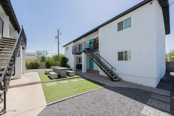 $1,249 | 715 North 12th Avenue, Unit 4, Phoenix, AZ 85007
