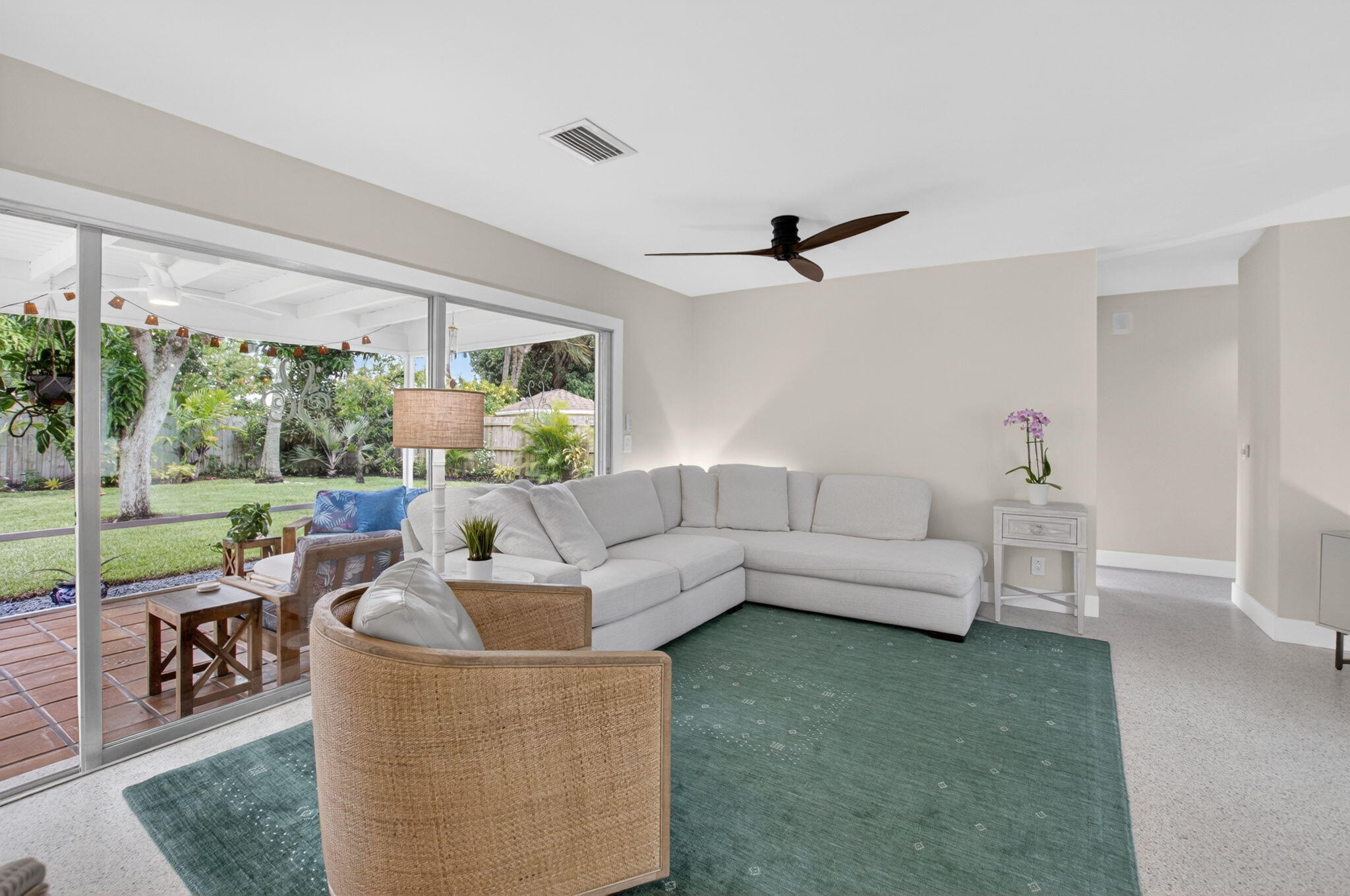 450 Southwest 12th Terrace Boca Raton, FL 33486 - Photo 15 of 55 Neutral Decor