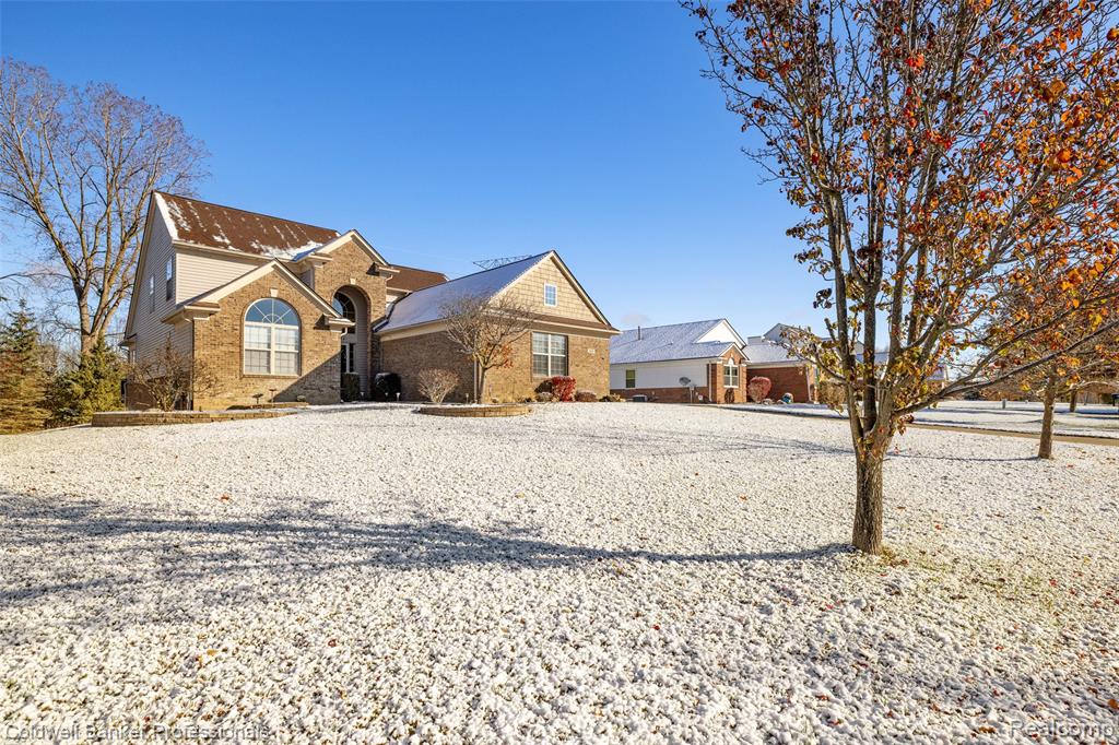 4881 Spring Meadow Drive Clarkston, MI 48348 - Photo 2 of 49 Gallery Image 2