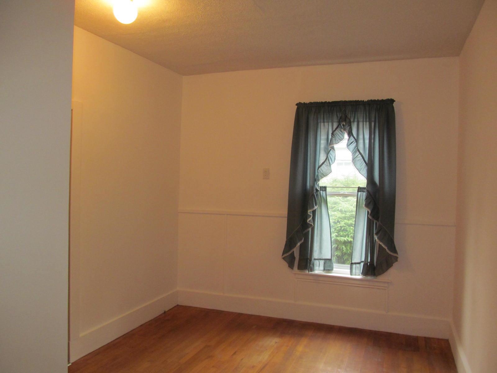 129 Lincoln Avenue Rutland, VT 05701 - Photo 12 of 40